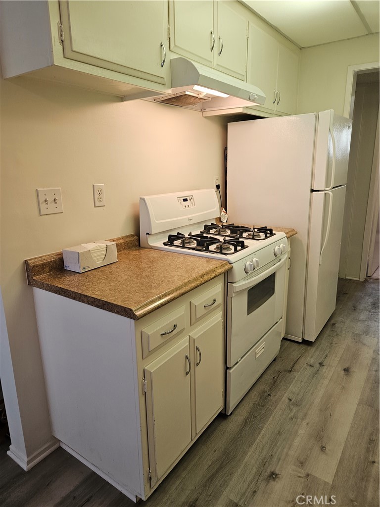 1230 W Lambert Road 141