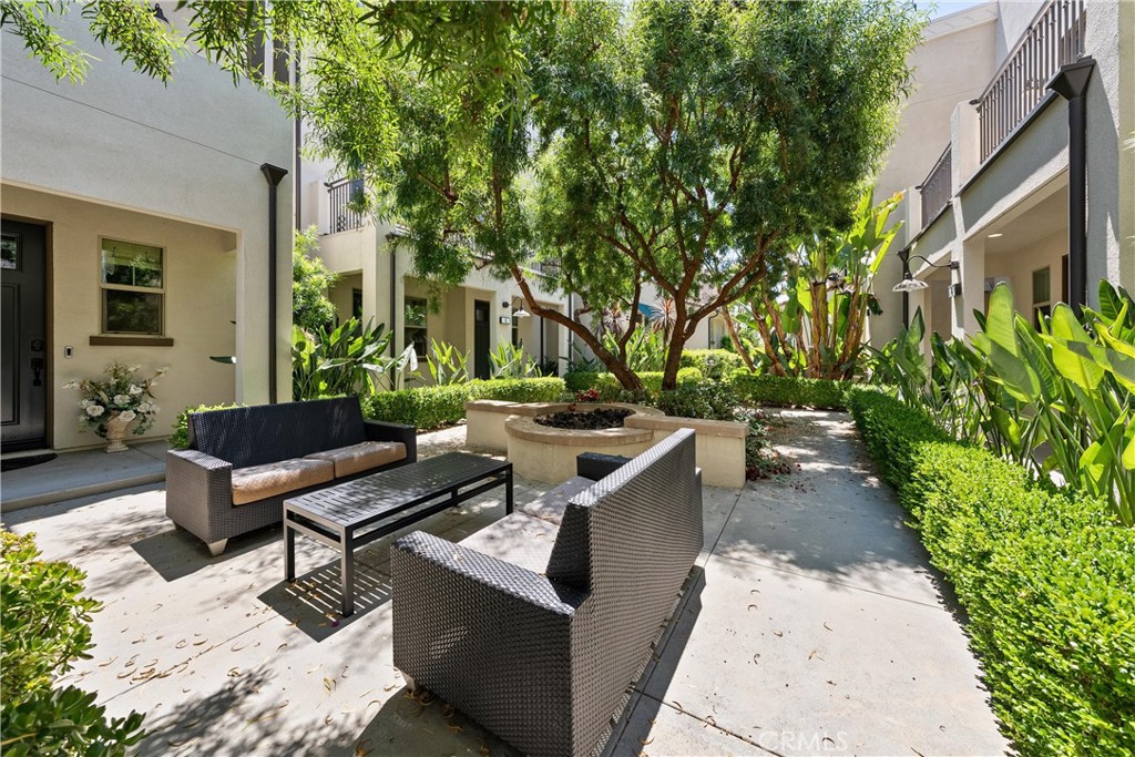 12 Higo Street