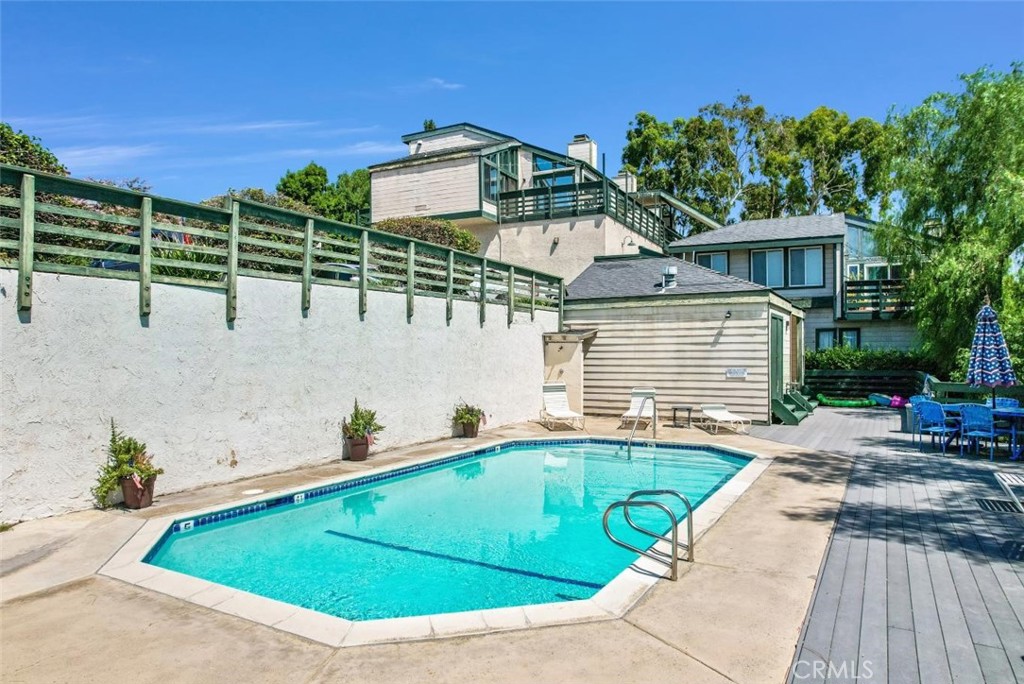 2041 Orchard Drive 17