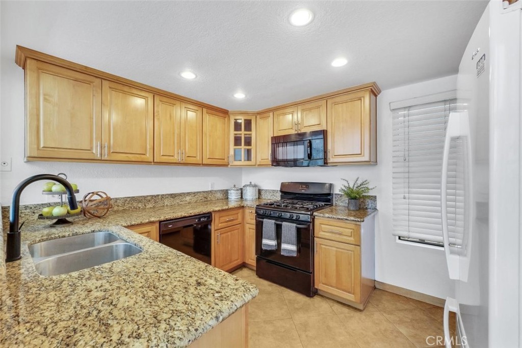 2041 Orchard Drive 17