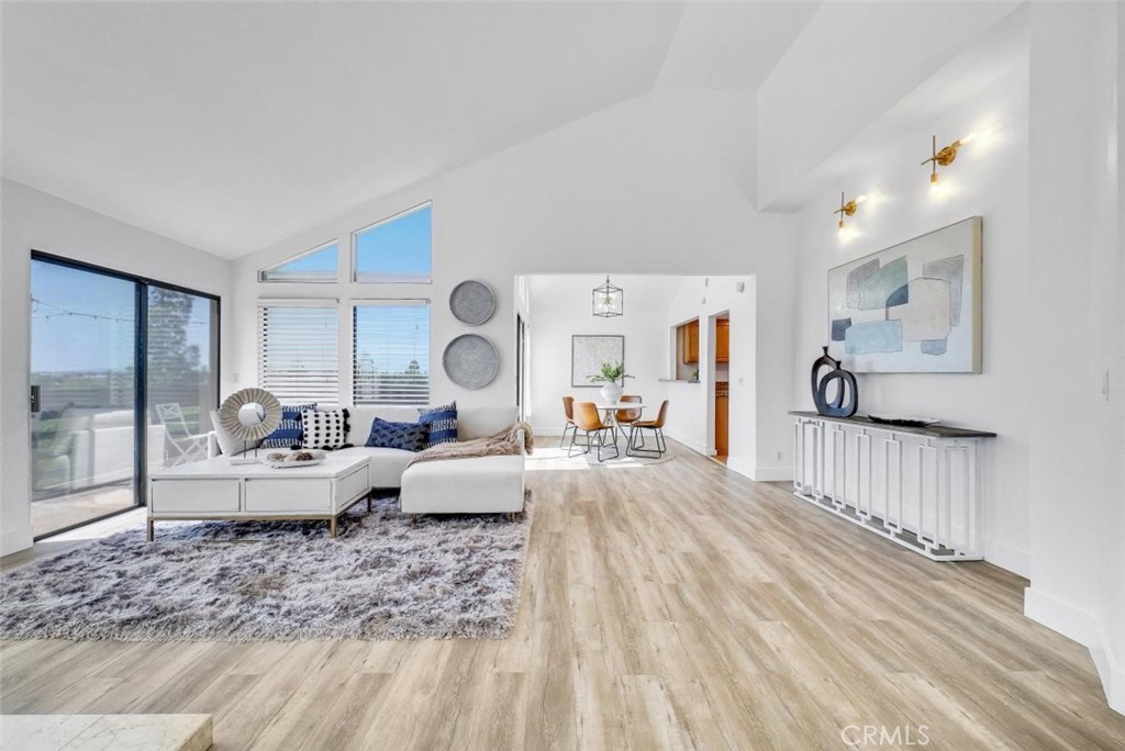 2041 Orchard Drive 17