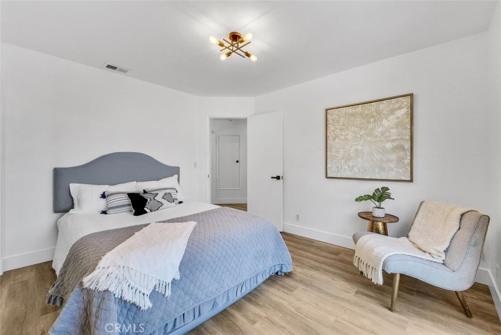 2041 Orchard Drive 17