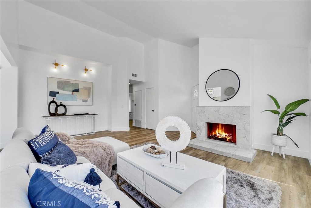 2041 Orchard Drive 17