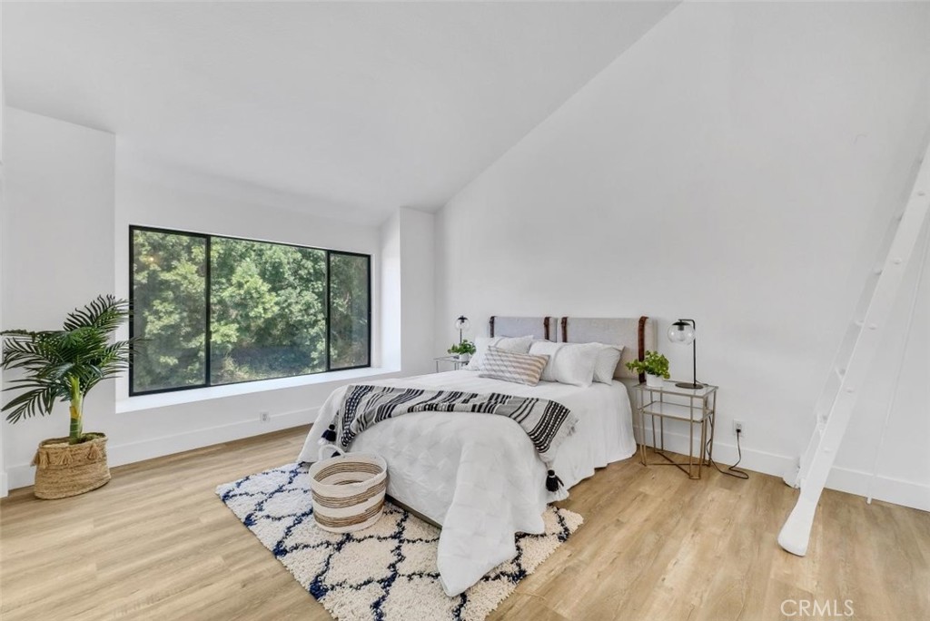 2041 Orchard Drive 17