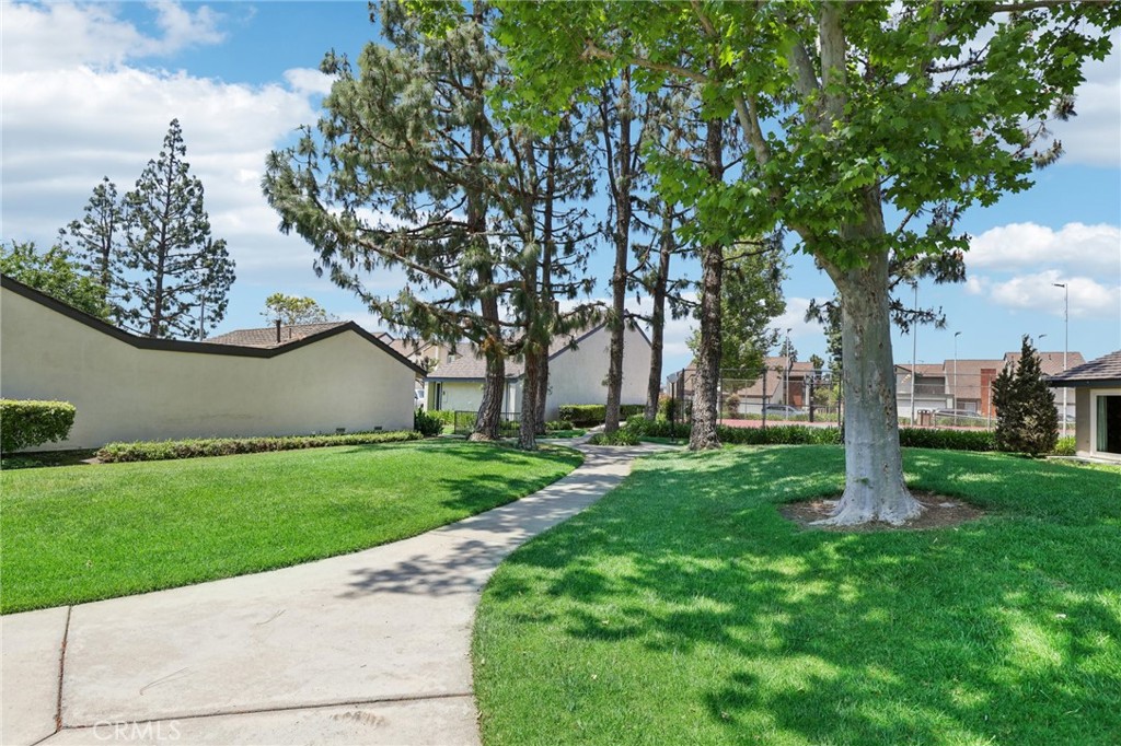 307 Dolores Circle