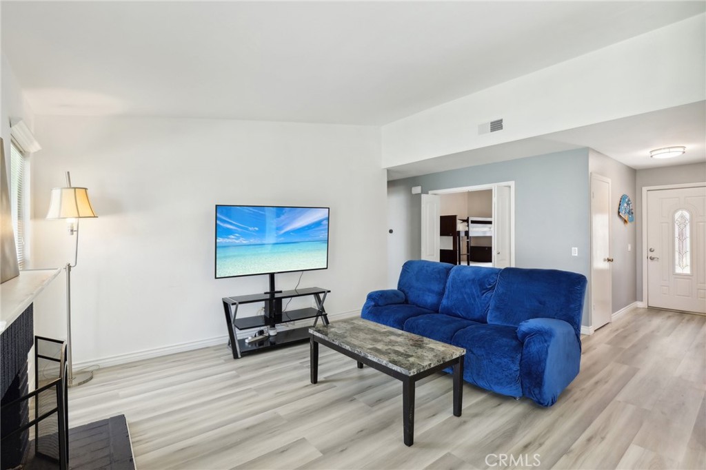 307 Dolores Circle
