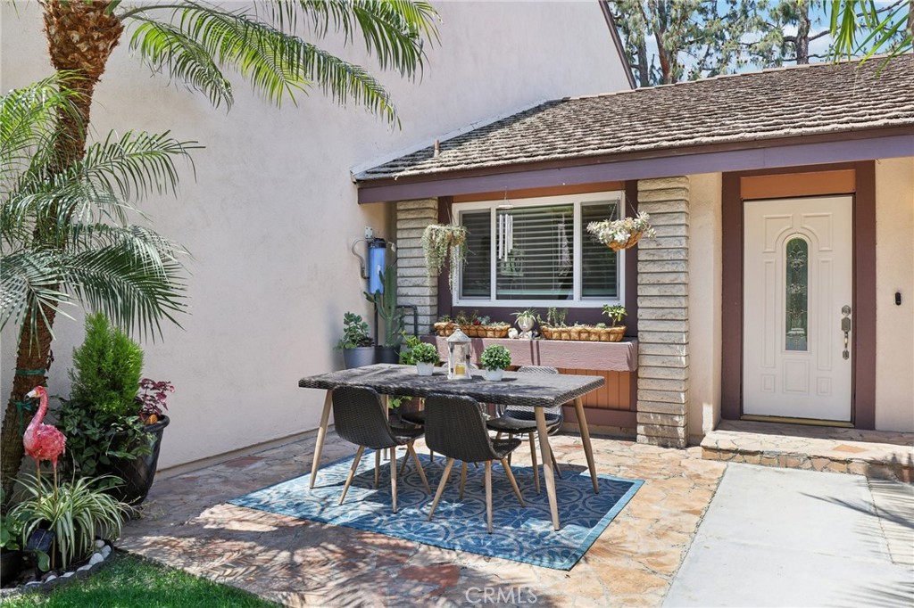 307 Dolores Circle