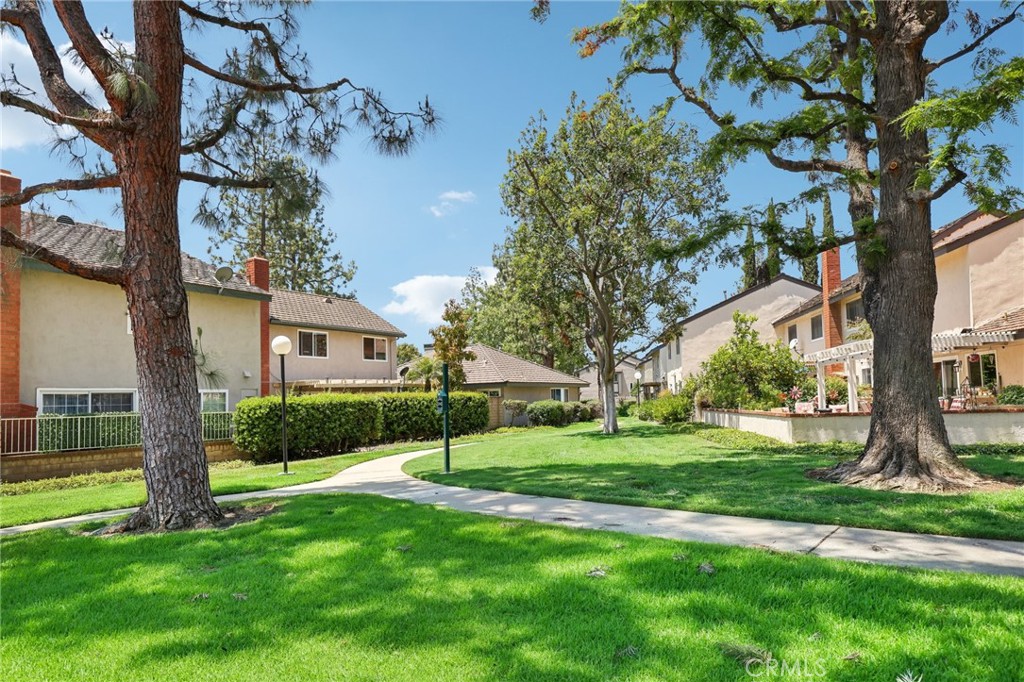307 Dolores Circle