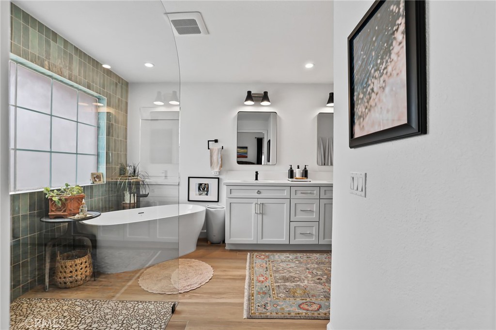 16044 Promontory Road