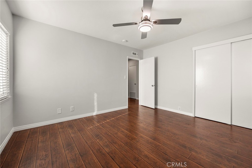 1472 W Roberta Avenue