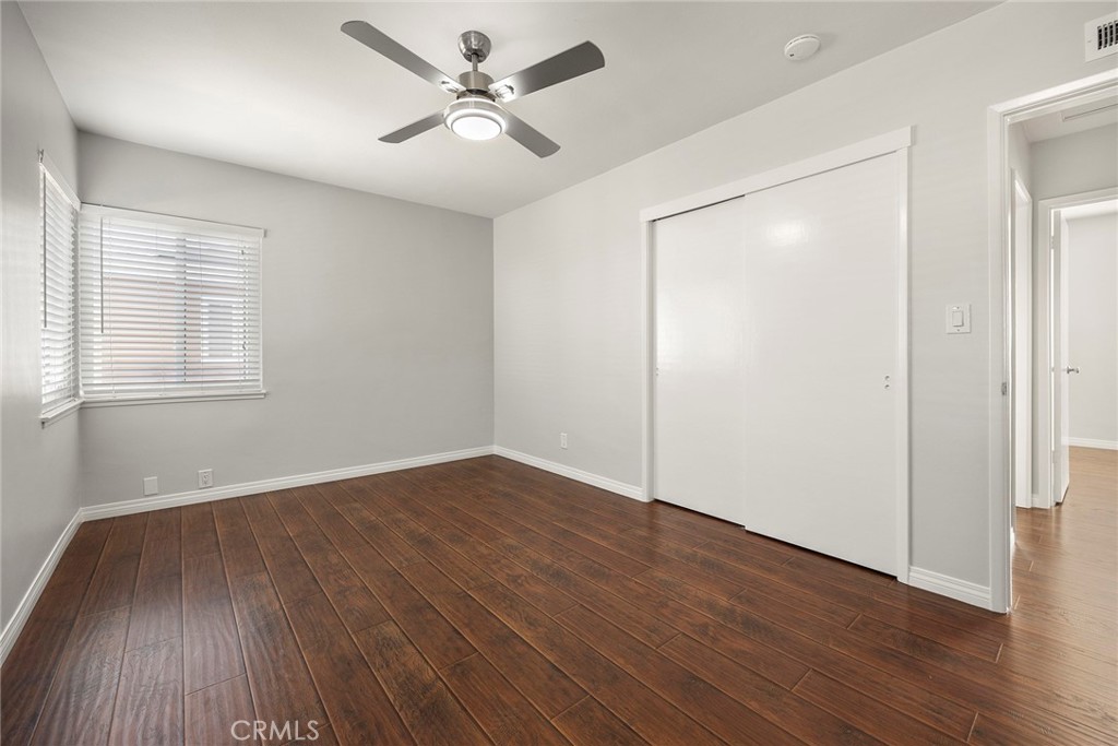 1472 W Roberta Avenue