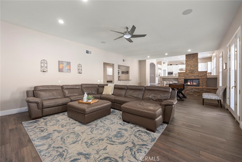 7573 E Endemont Court