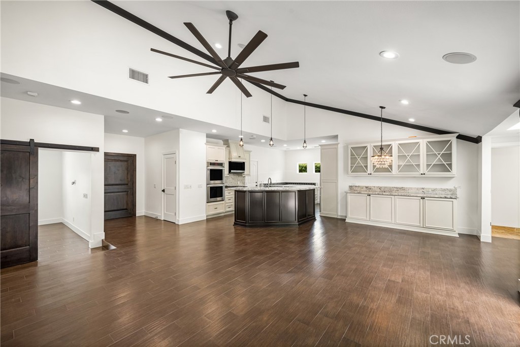 18092 Debi Lane