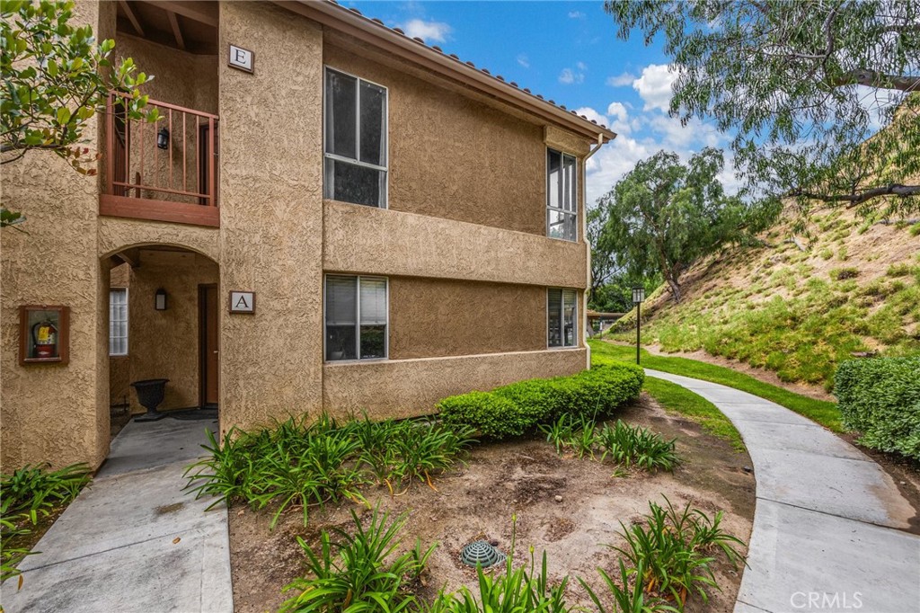 5140 Box Canyon Court 18E