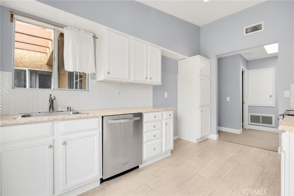5140 Box Canyon Court 18E