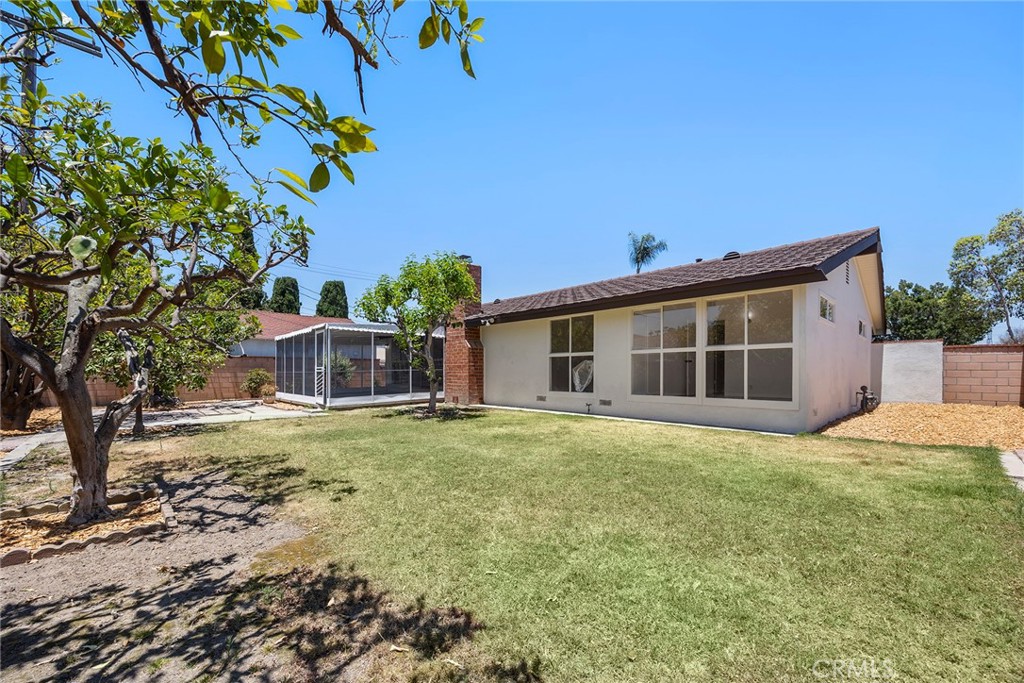 1420 W Katella Avenue