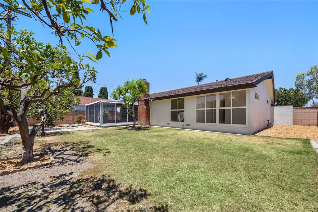 1420 W Katella Avenue