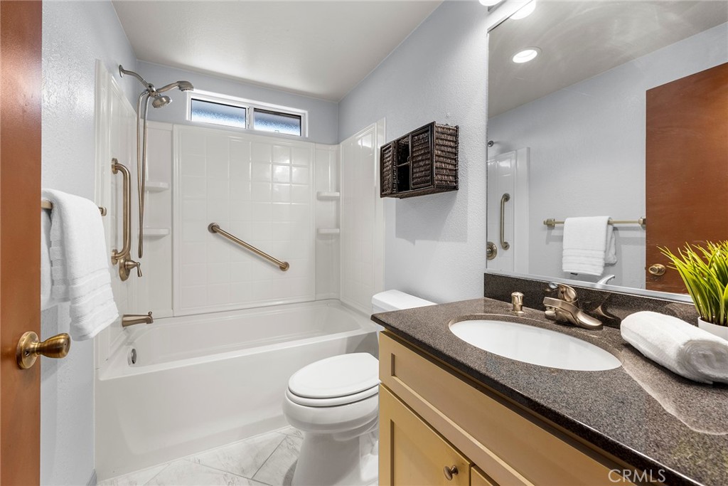 5666 Whitewater Street