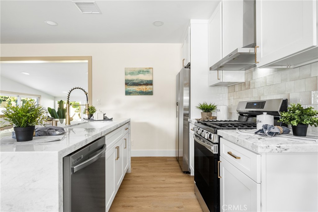 2441 Park Avenue