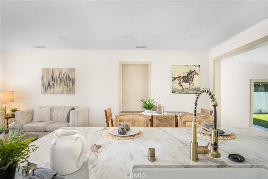 2441 Park Avenue