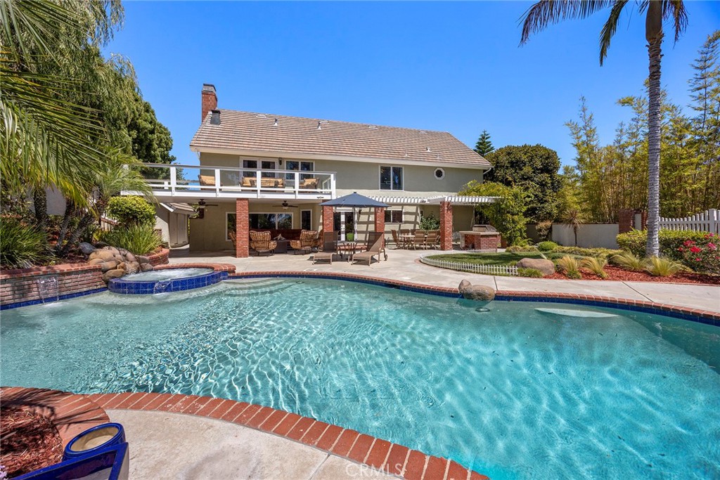 19225 Palm Vista