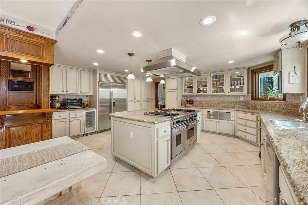 19225 Palm Vista