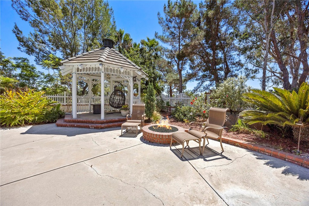19225 Palm Vista
