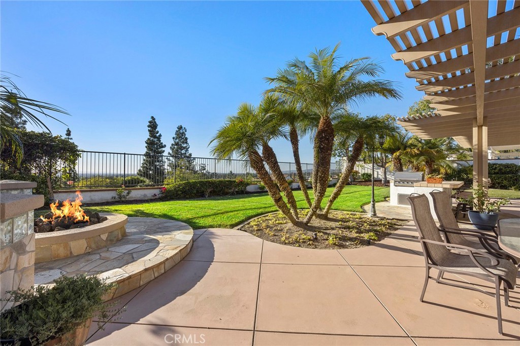5695 Vista Del Mar