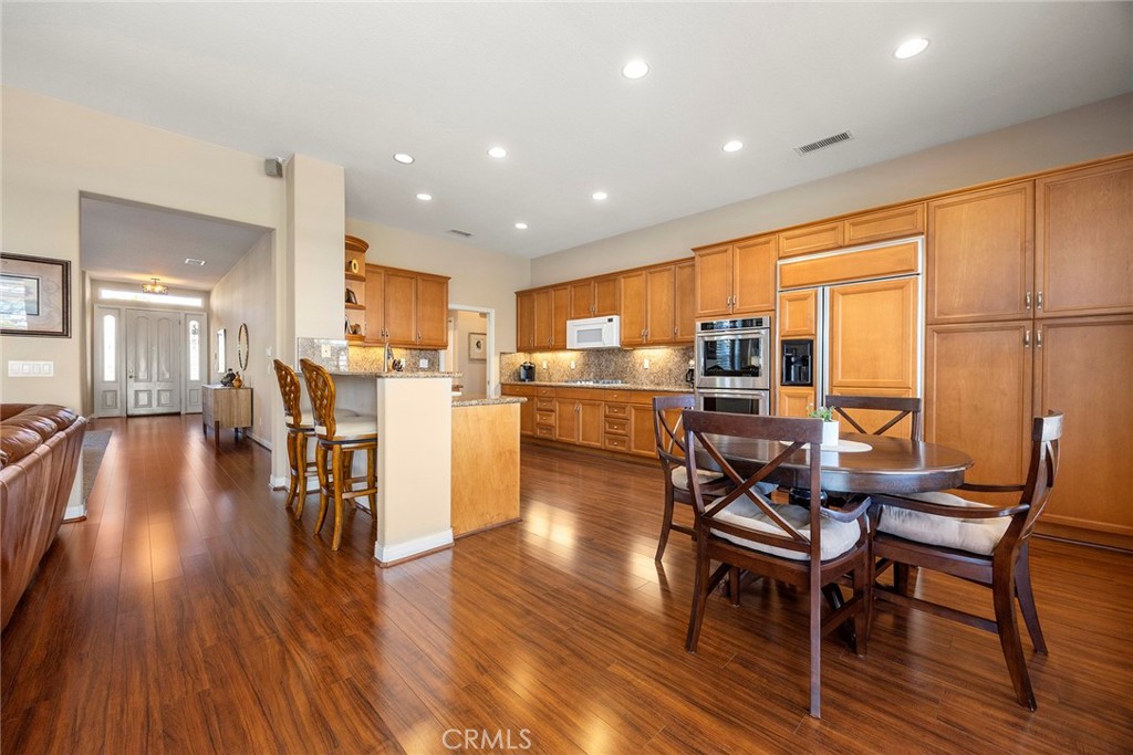 5695 Vista Del Mar
