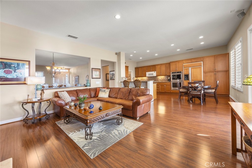 5695 Vista Del Mar