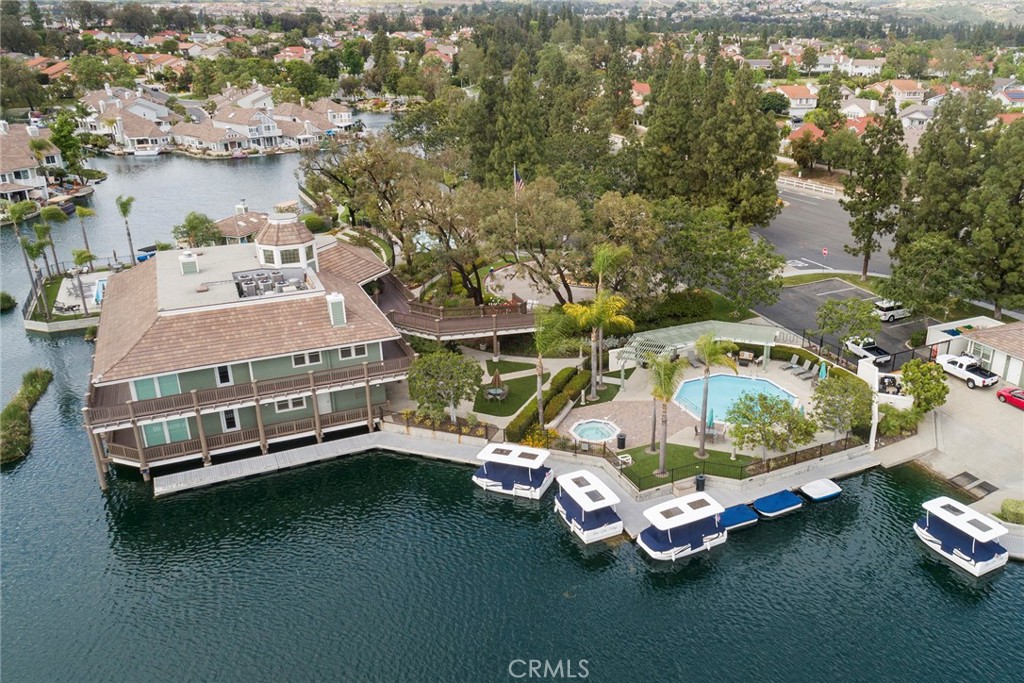 5695 Vista Del Mar