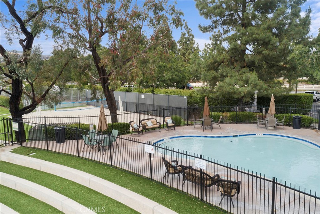 5695 Vista Del Mar
