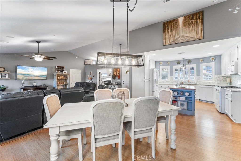5321 E Canyon Court