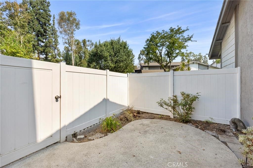 6548 Shady Gate Lane 29