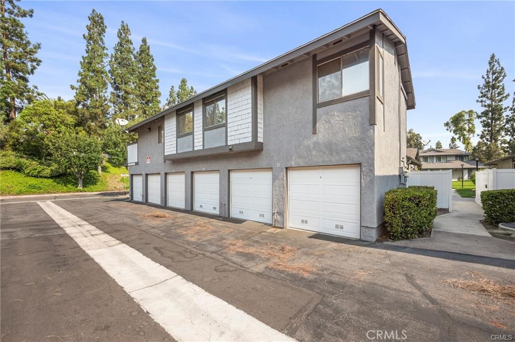 6548 Shady Gate Lane 29