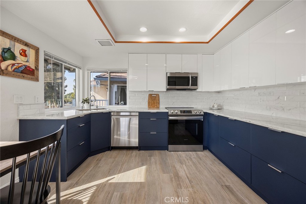 2393 Skyline Drive