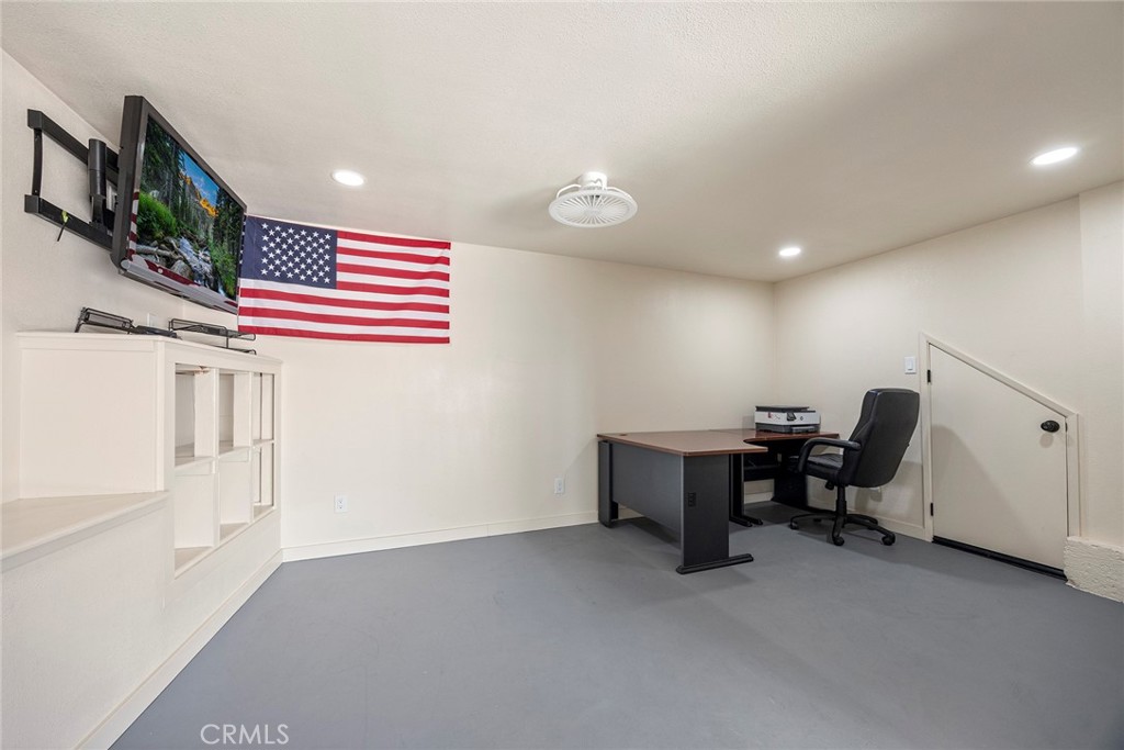 2393 Skyline Drive