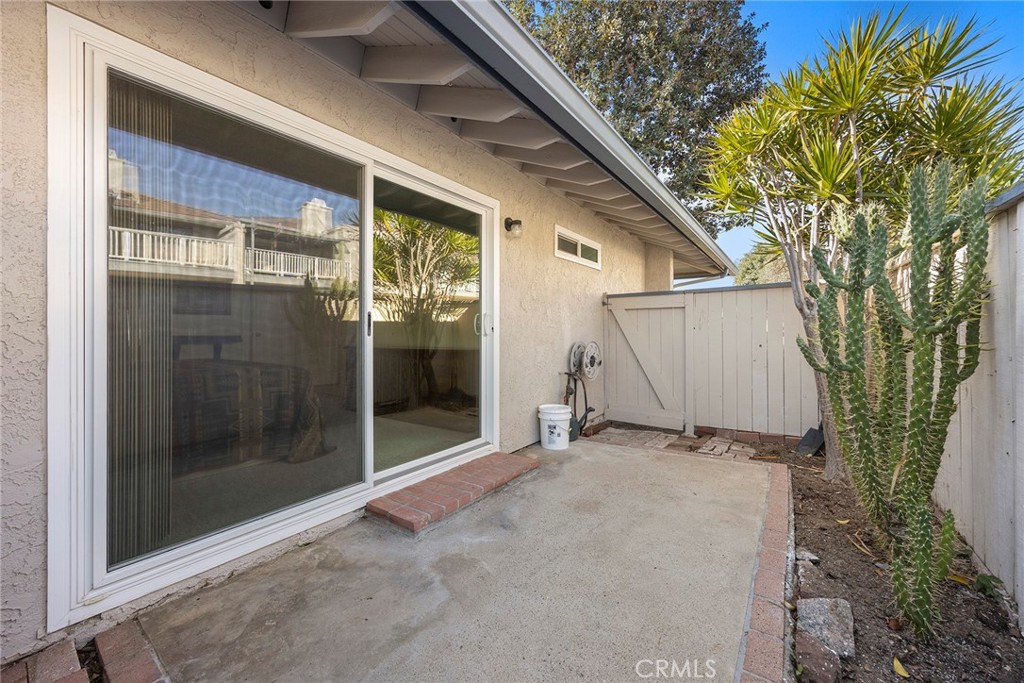 2393 Skyline Drive