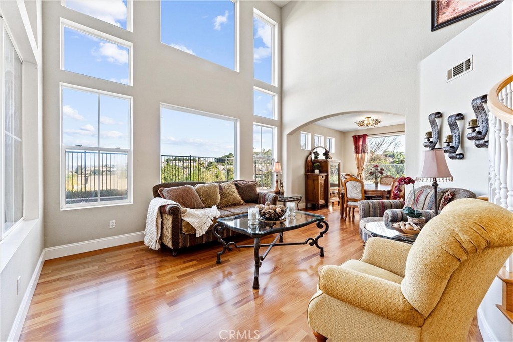 1800 W Cooper Court