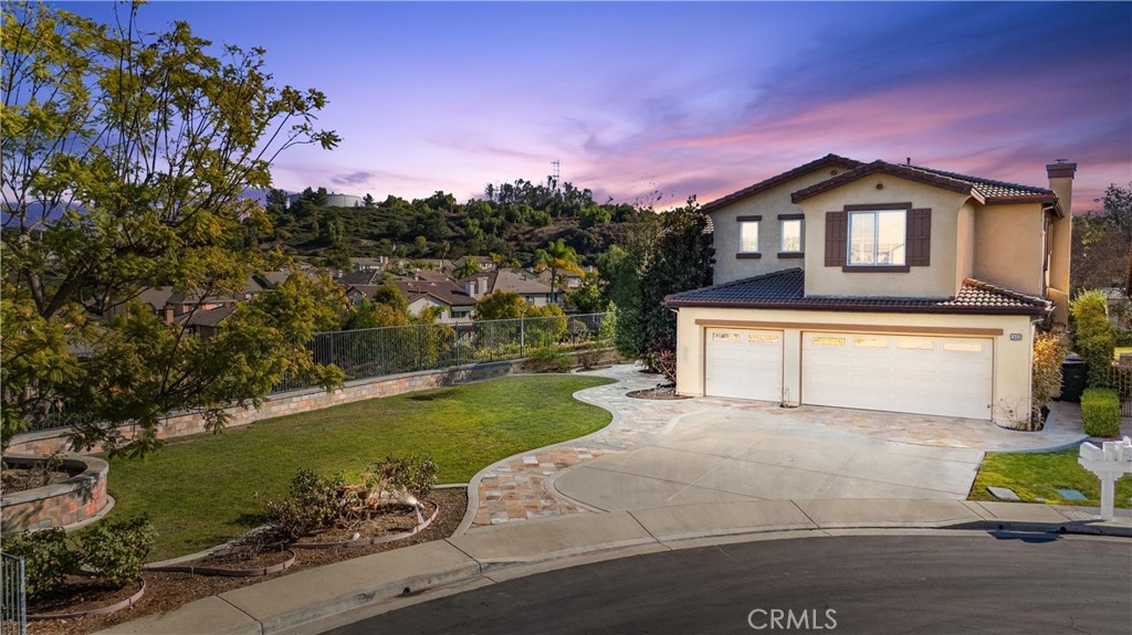 1800 W Cooper Court