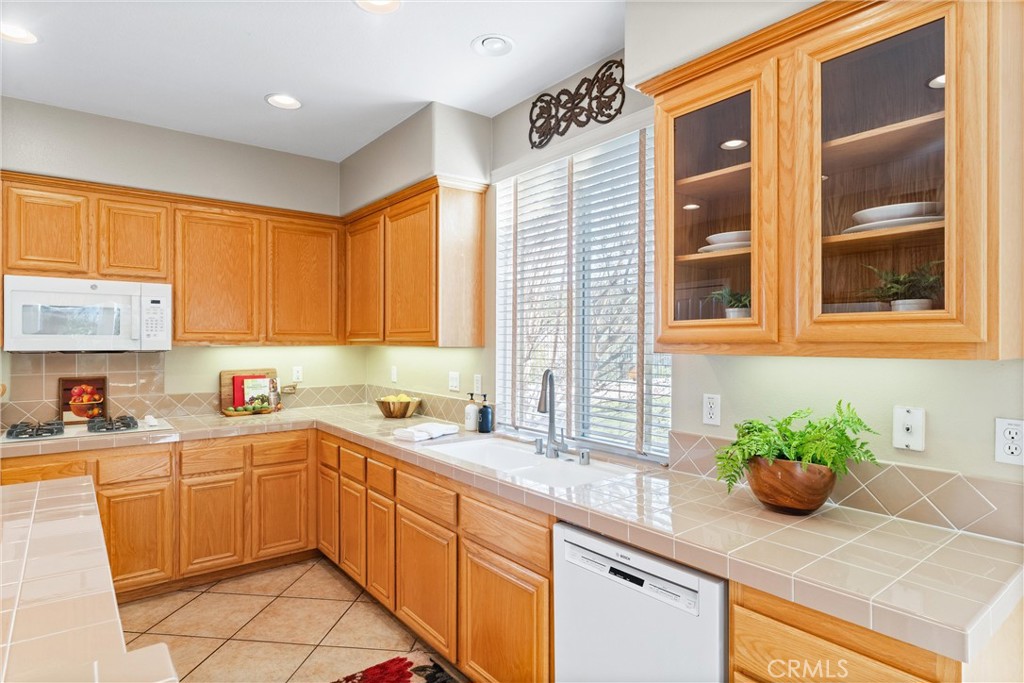 1800 W Cooper Court