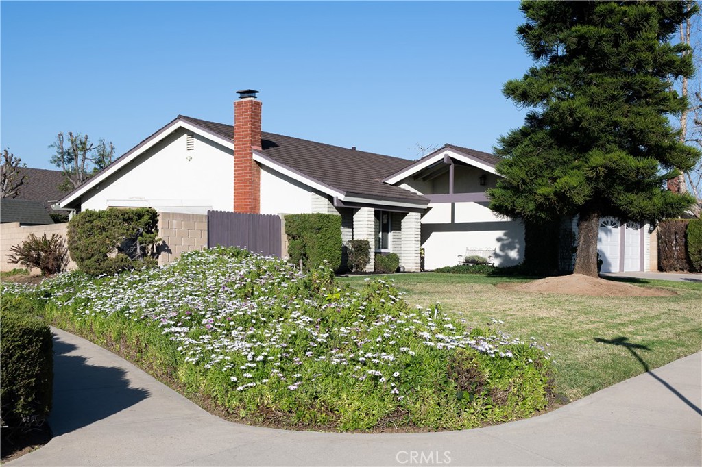 301 Lassen Circle