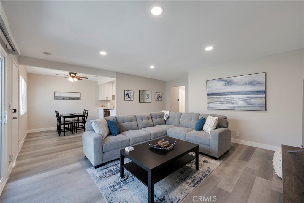 824 E Fairway Drive