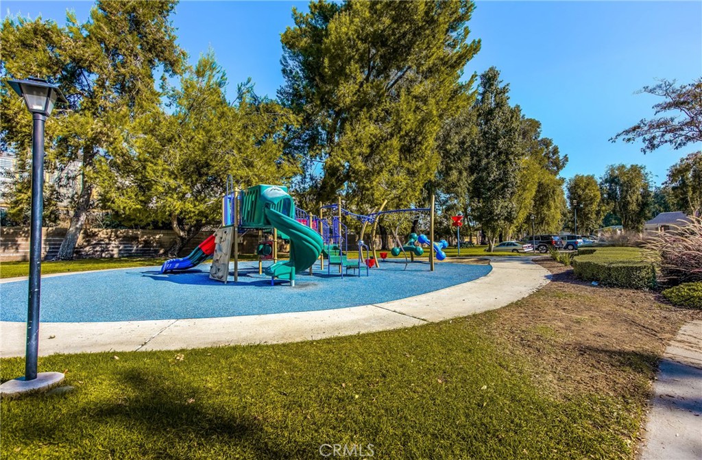 6205 Plymouth Court 113