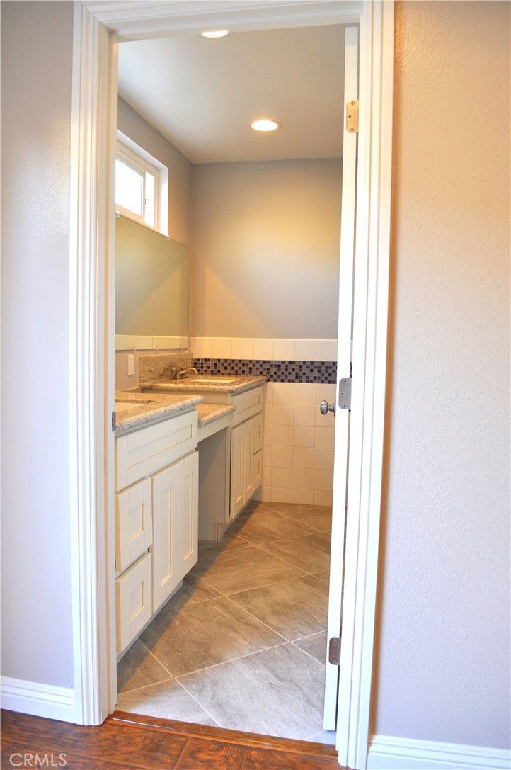 12700 Newport Avenue 36