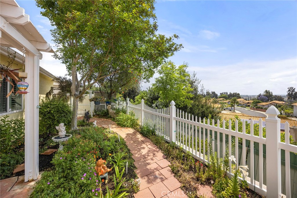 39798 Fairview Court