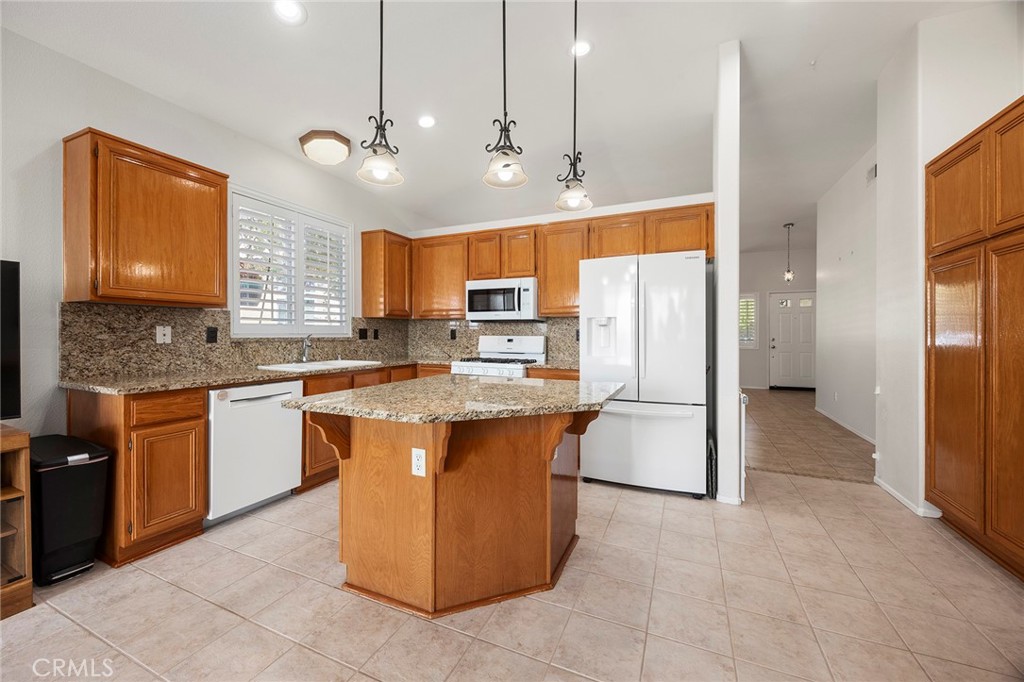 39798 Fairview Court