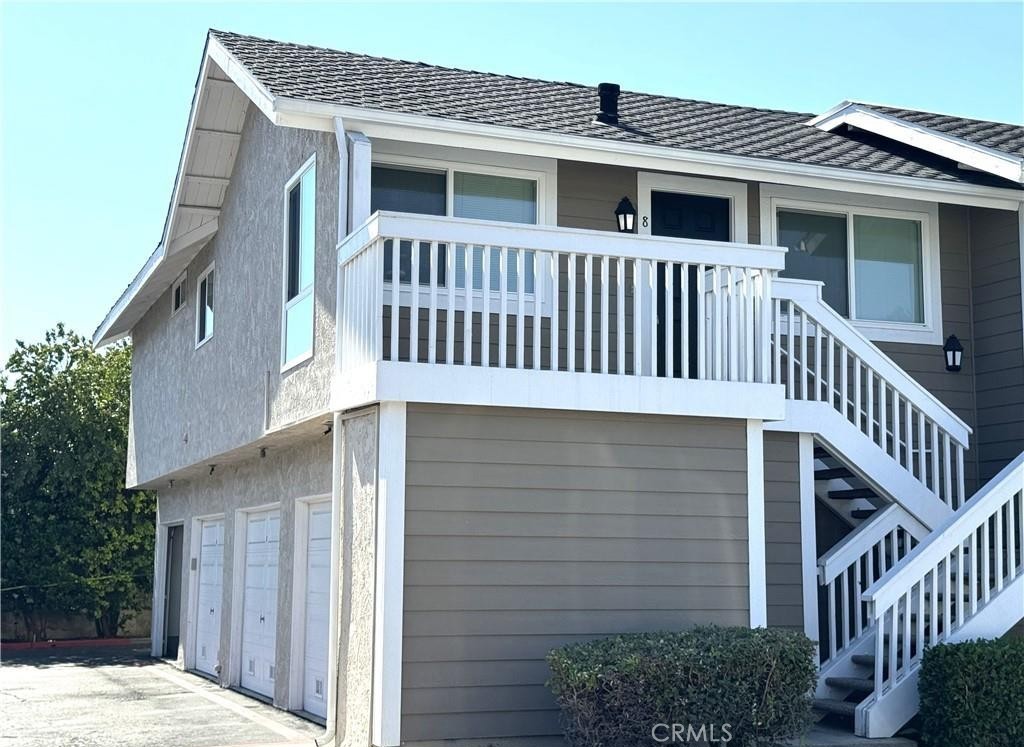 700 W Walnut Avenue 8