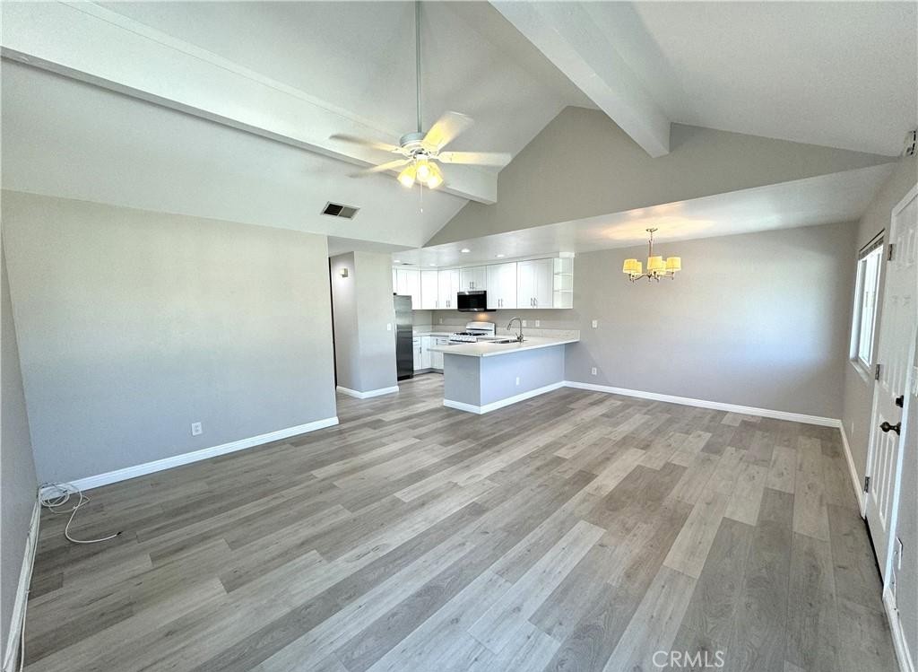 700 W Walnut Avenue 8
