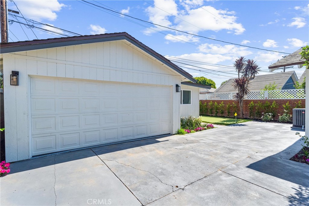 8039 4th Street